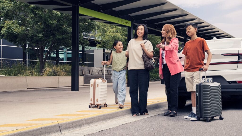 Passengers at the Melbourne Airport T123 Pick Up and Drop Off Hub